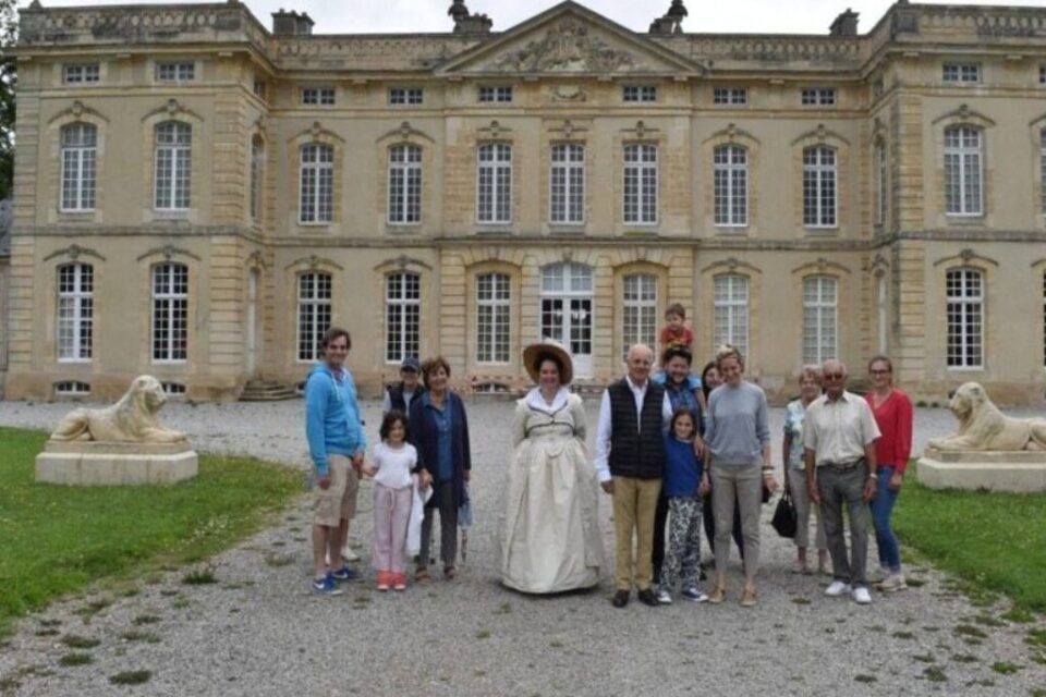 Actu.fr : l’histoire des bâtiments rasés pour construire le château