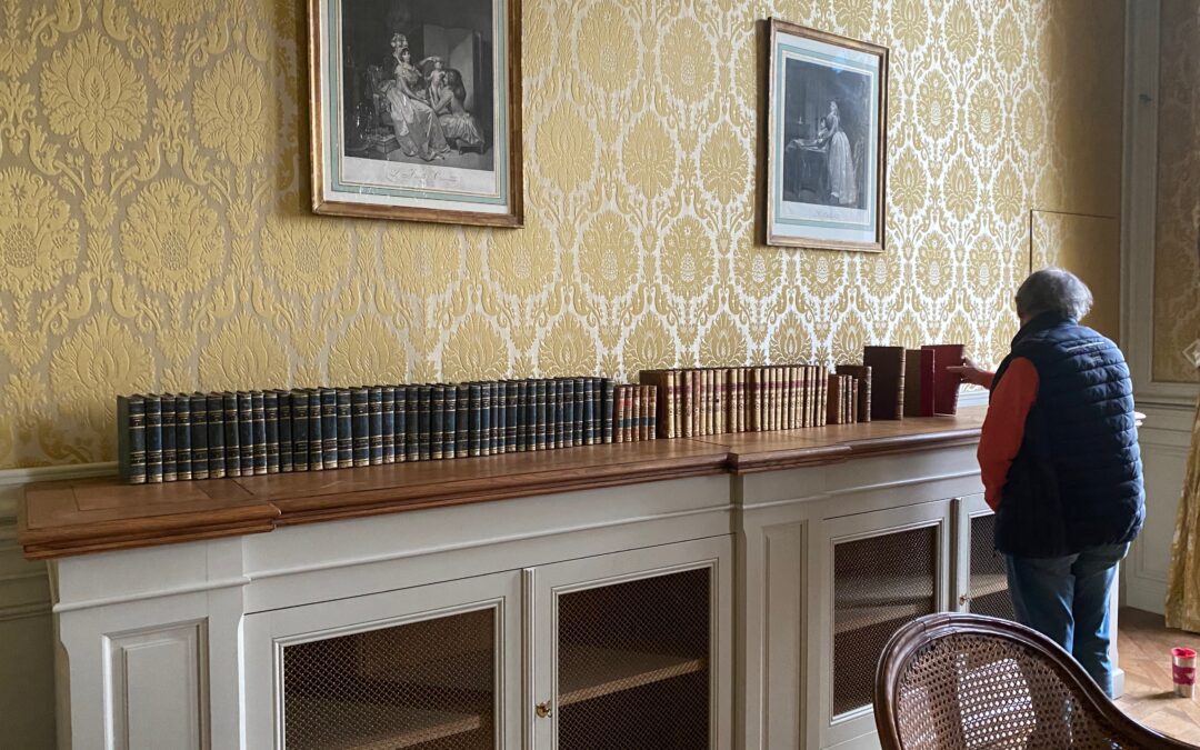 La bibliothèque du Château du Bourg Saint Léonard reprend vie